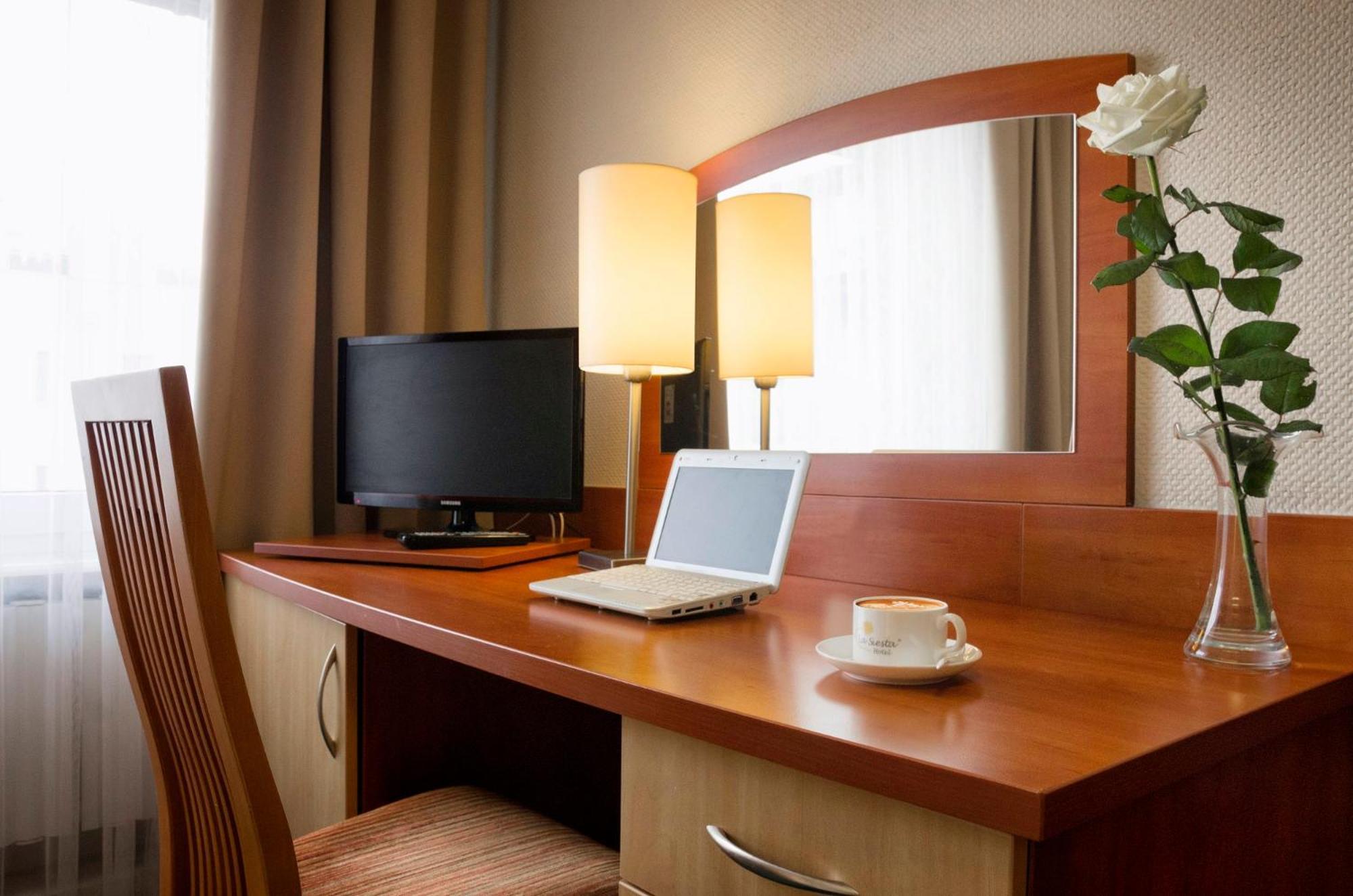 Hotel La Siesta & Medical Spa Jastrzębia Góra Kültér fotó