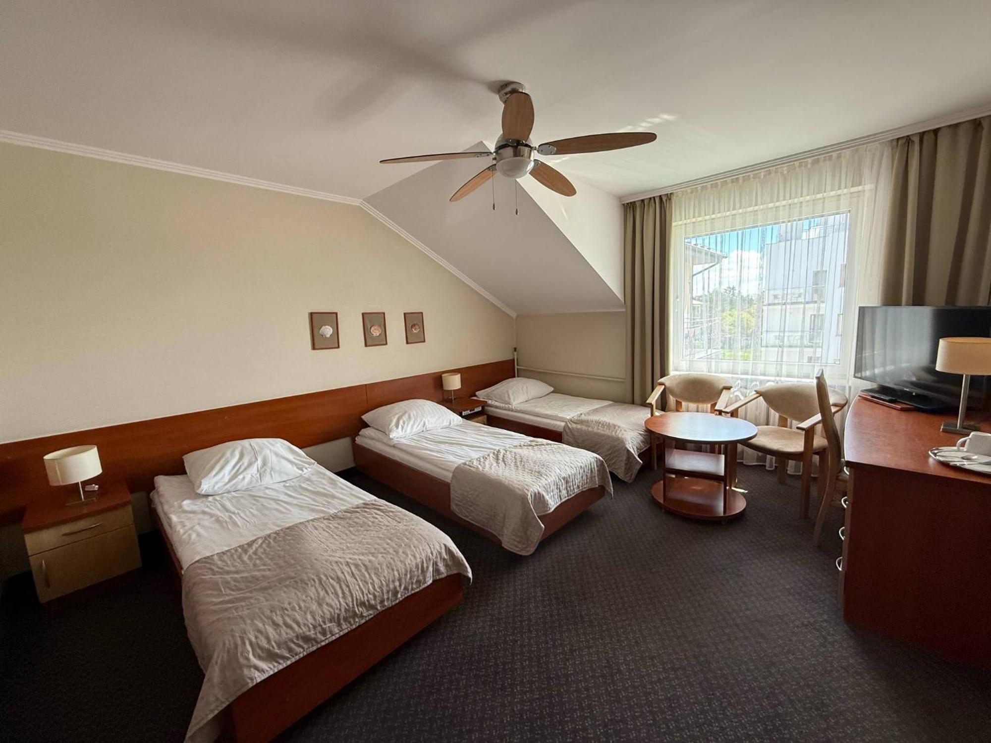 Hotel La Siesta & Medical Spa Jastrzębia Góra Kültér fotó