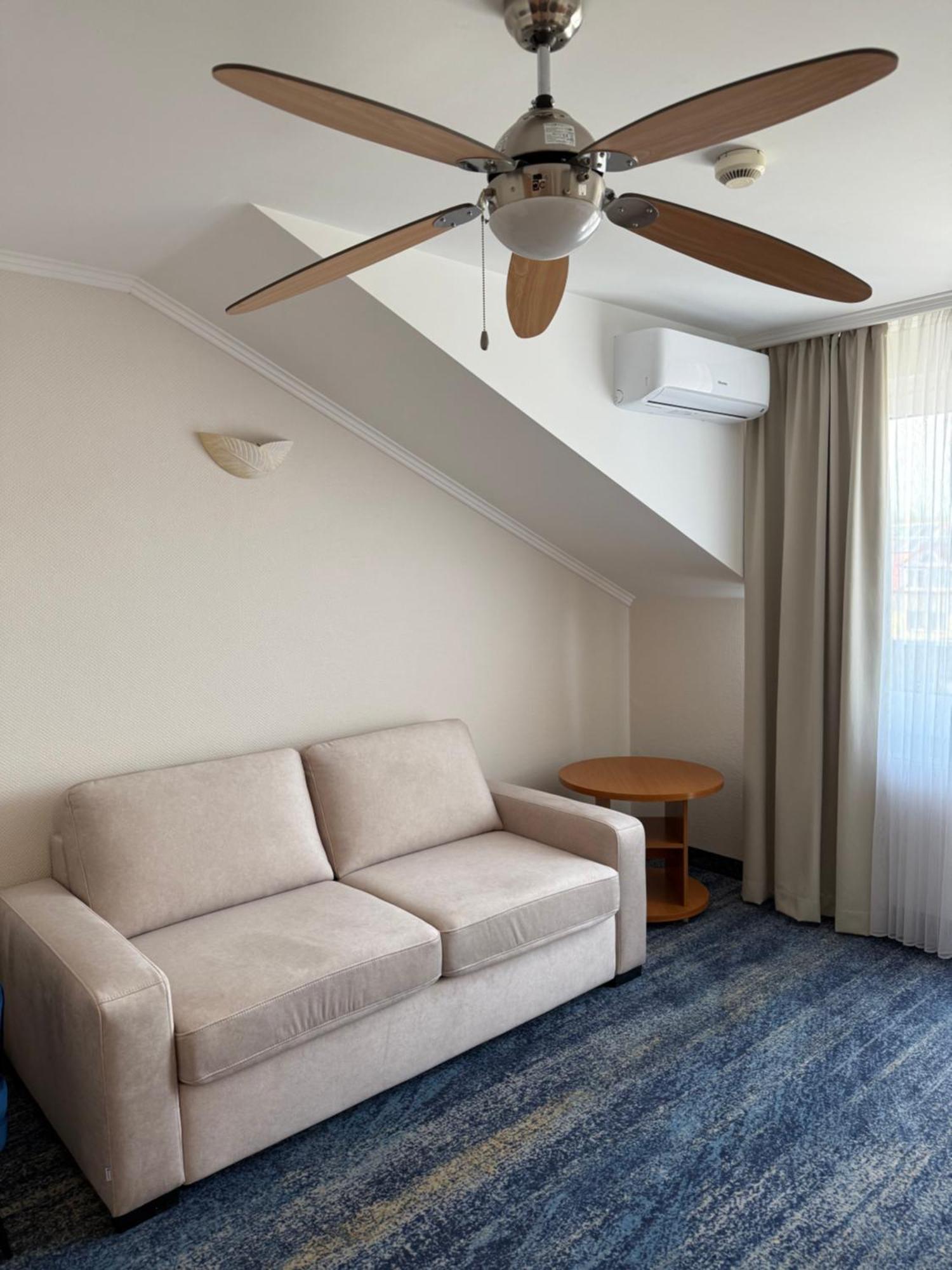 Hotel La Siesta & Medical Spa Jastrzębia Góra Kültér fotó